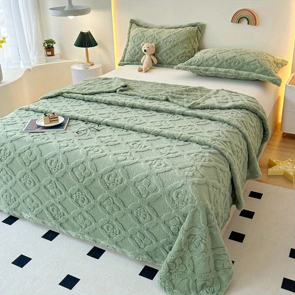 3DLeafEmbroideryFleeceBlanket_6