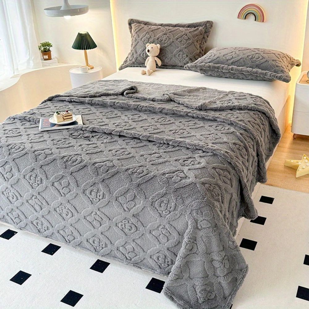 3DLeafEmbroideryFleeceBlanket_7