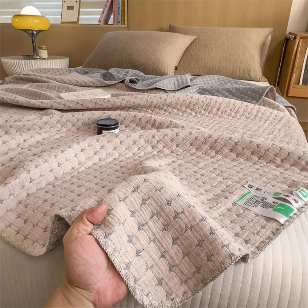 MatelasseSeersuckerReversibleCottonBlanket_15